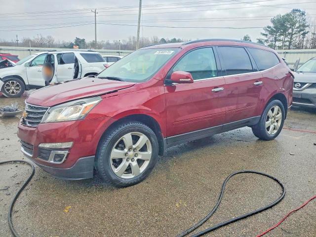 2017 Chevrolet Traverse lt