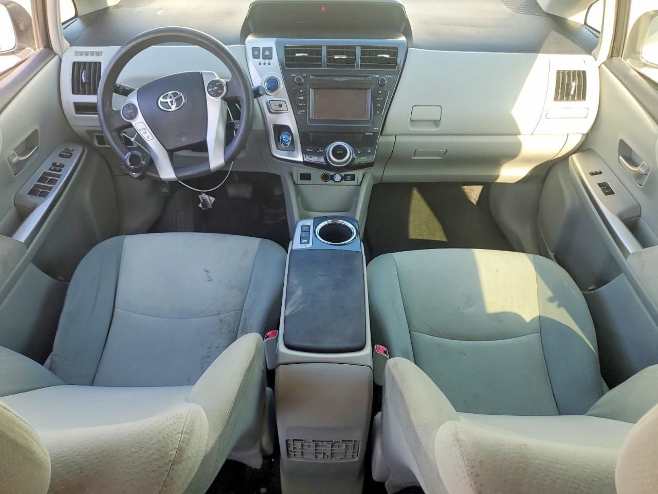 2013 Toyota Prius v