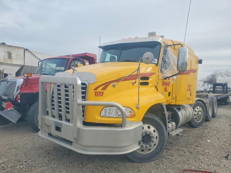 2018 Mack CXU613 Semi Truck