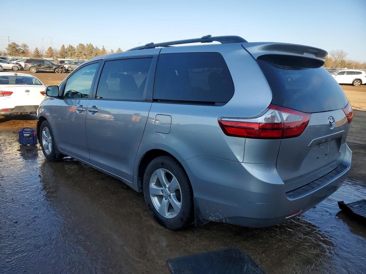 2015 Toyota Sienna le