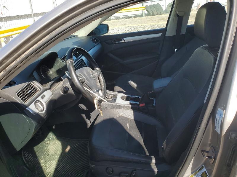 2013 Volkswagen Passat se