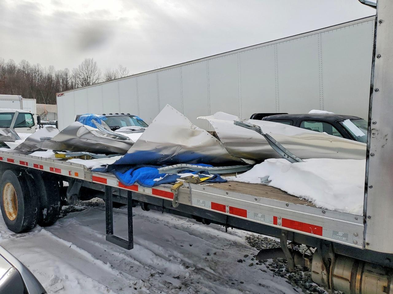 2019 International MV607 BOX Truck