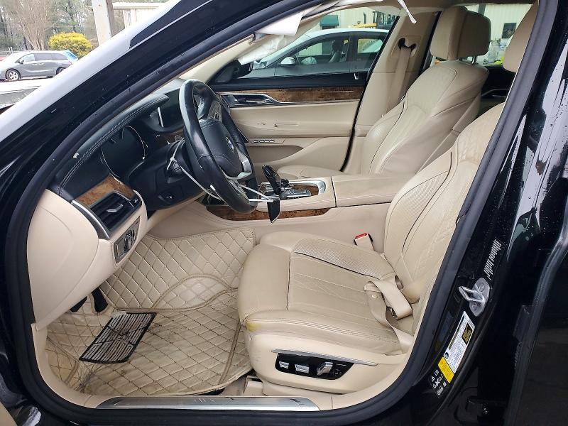 2016 BMW 750 xi