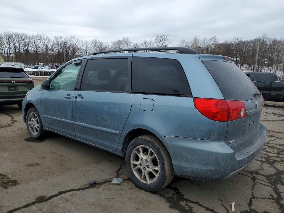 2006 Toyota Sienna le
