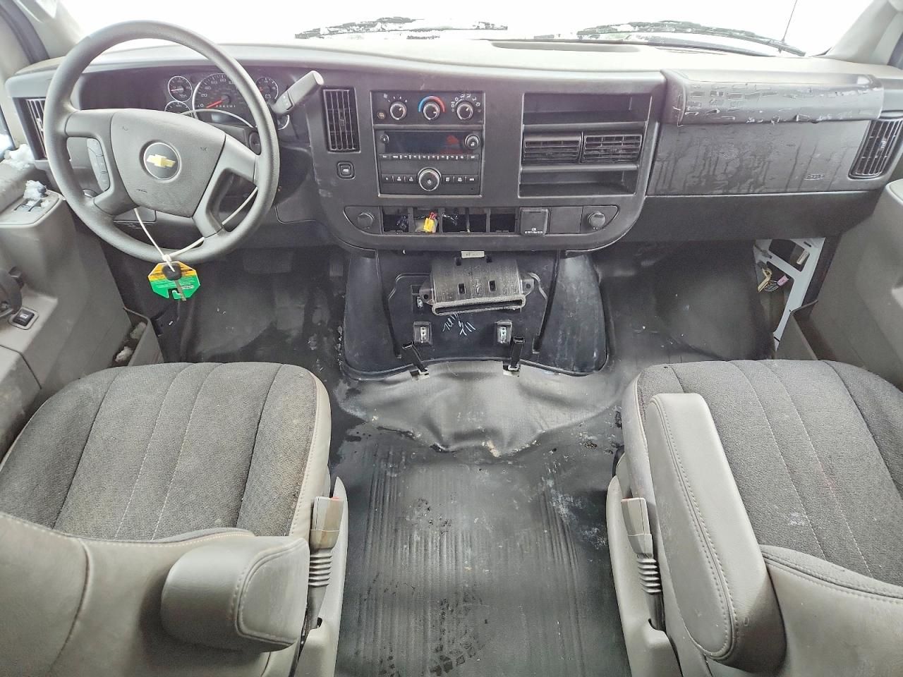 2024 Chevrolet Express G2500