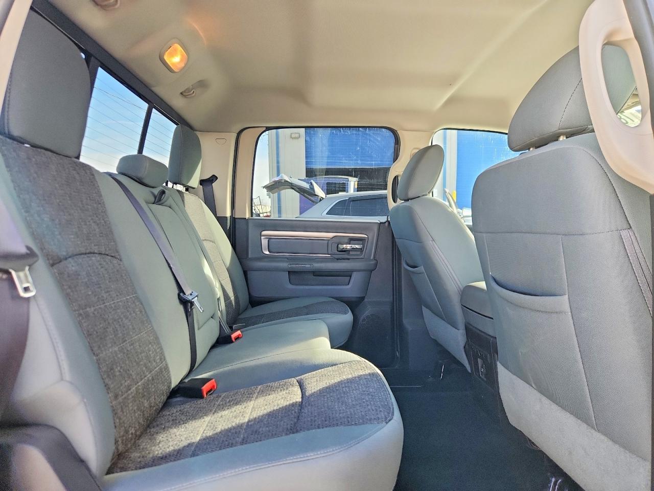 2016 Dodge RAM 1500 SLT