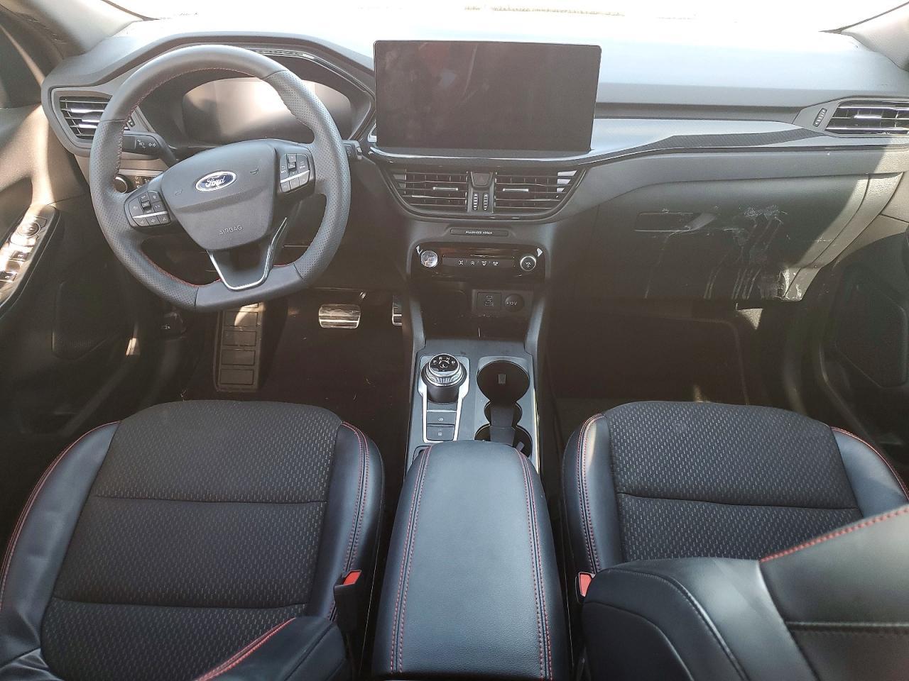 2023 Ford Escape st Line