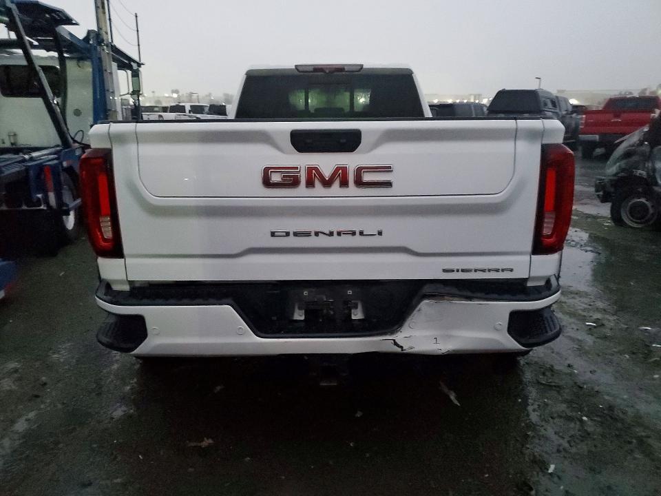 2020 GMC Sierra K3500 Denali