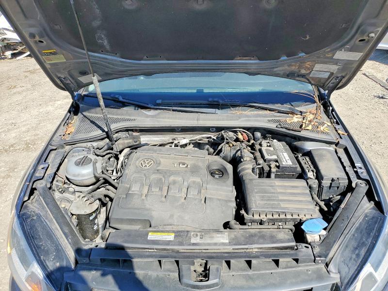 2015 Volkswagen Golf Sportwagen tdi s