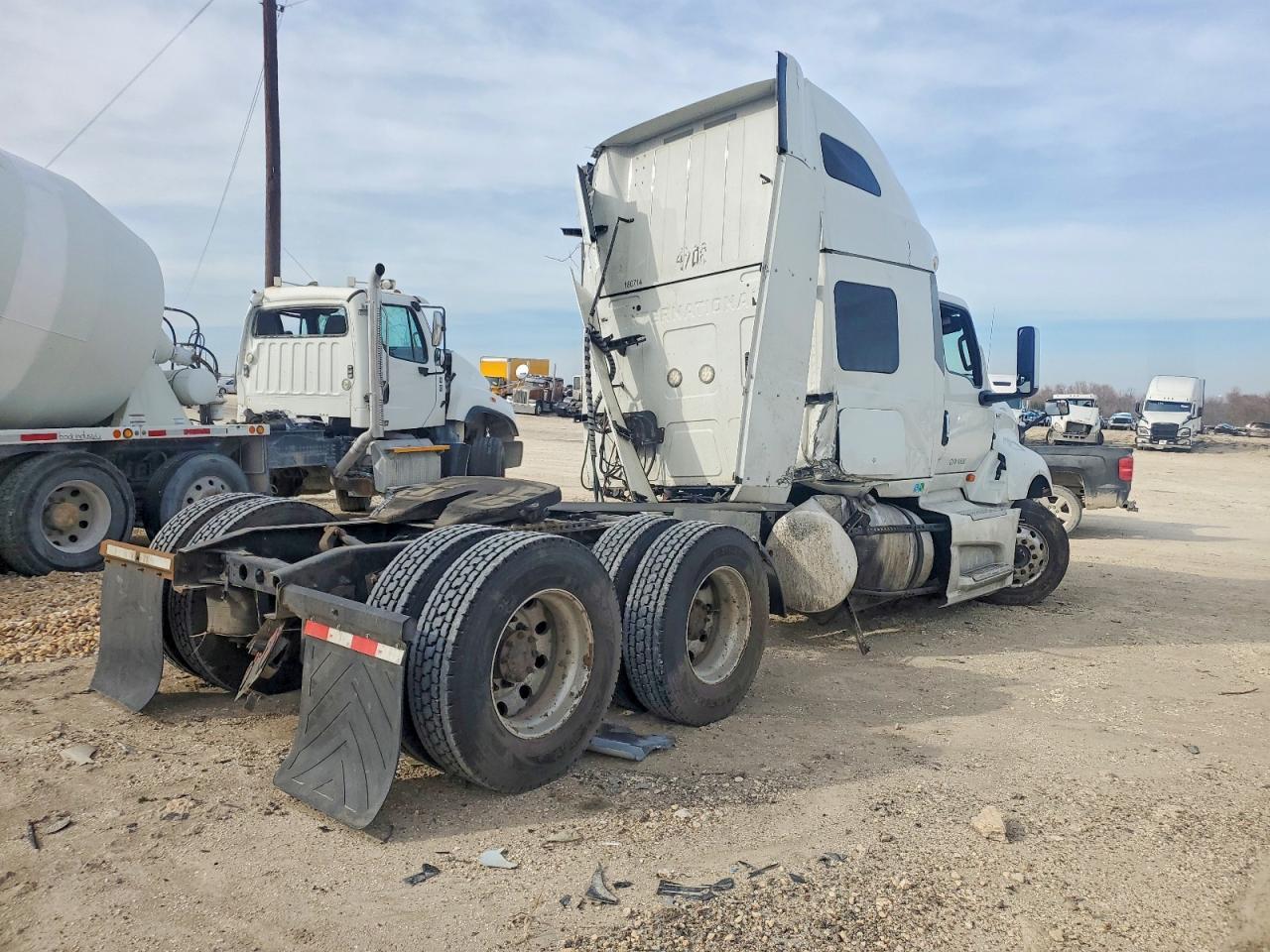 2018 International LT625 Semi Truck