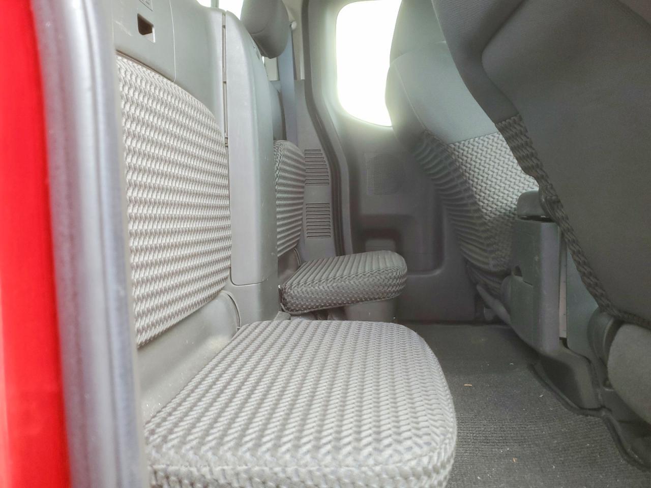 2008 Niss Frontier King cab le