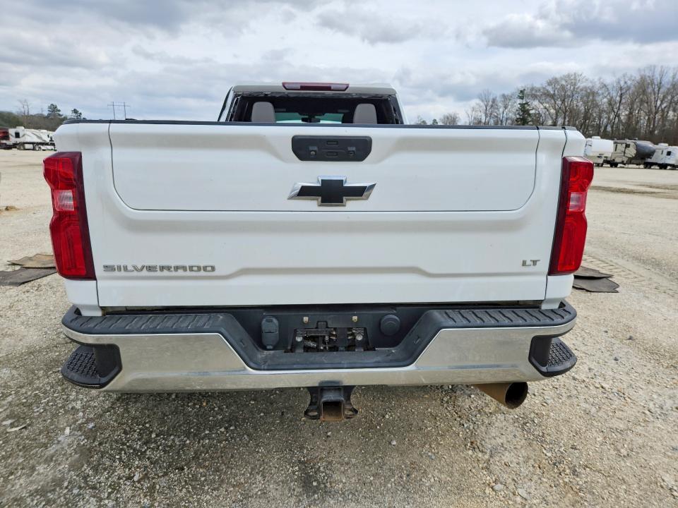 2022 Chevrolet Silverado K3500 LT