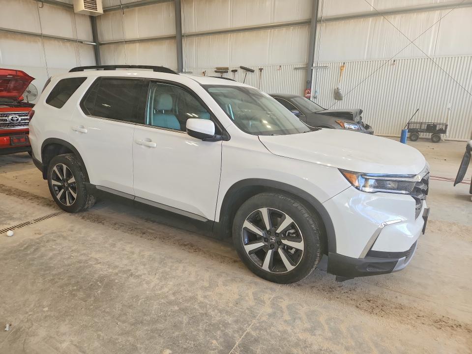 2025 Honda Pilot Touring
