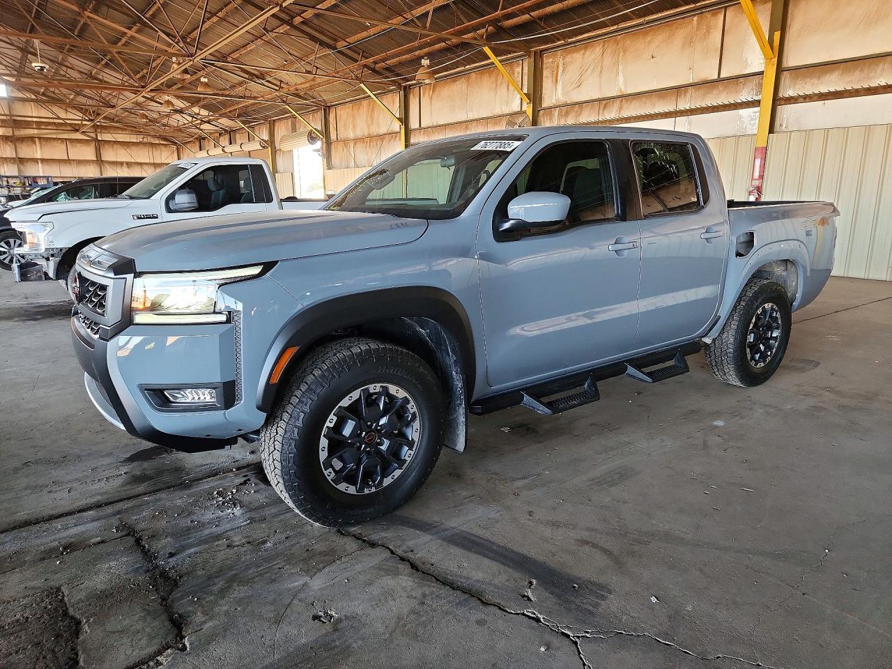 2025 Nissan Frontier s