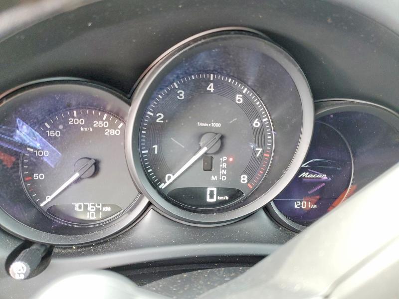 2023 Porsche Macan Base