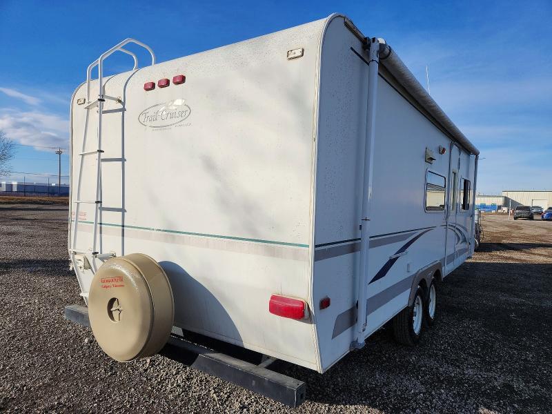 2005 R-Vision Trailer