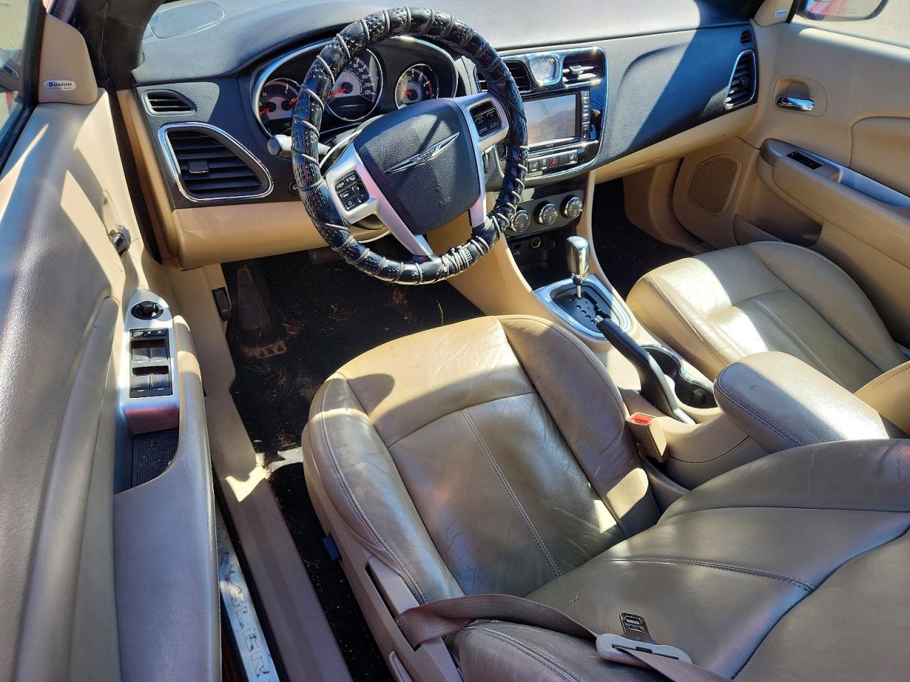 2013 Chrysler 200 Limited