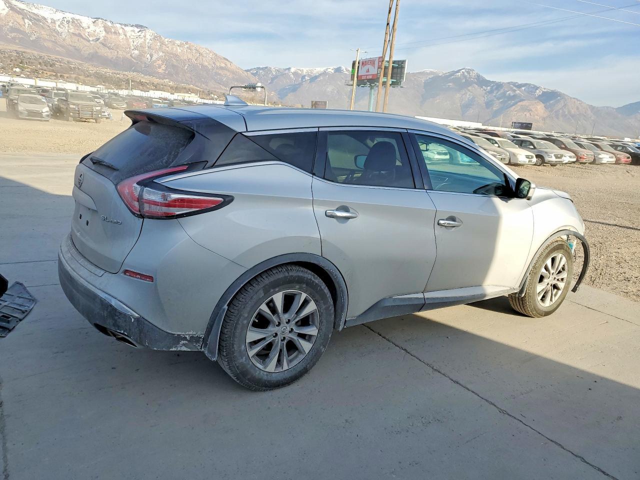 2017 Nissan Murano s