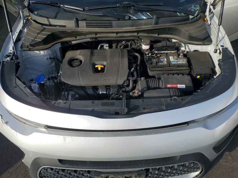 2021 KIA Soul lx