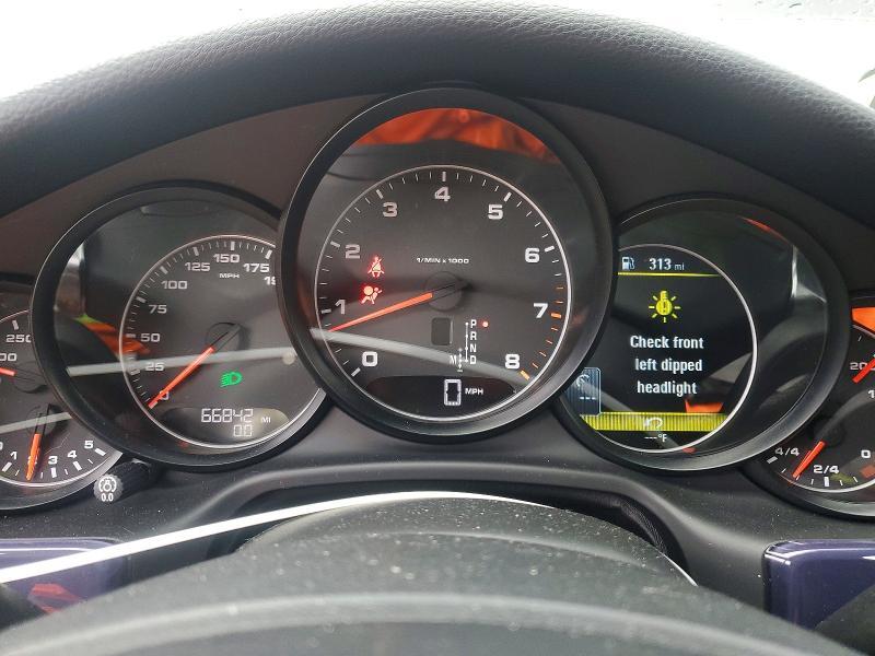 2014 Porsche Panamera 2