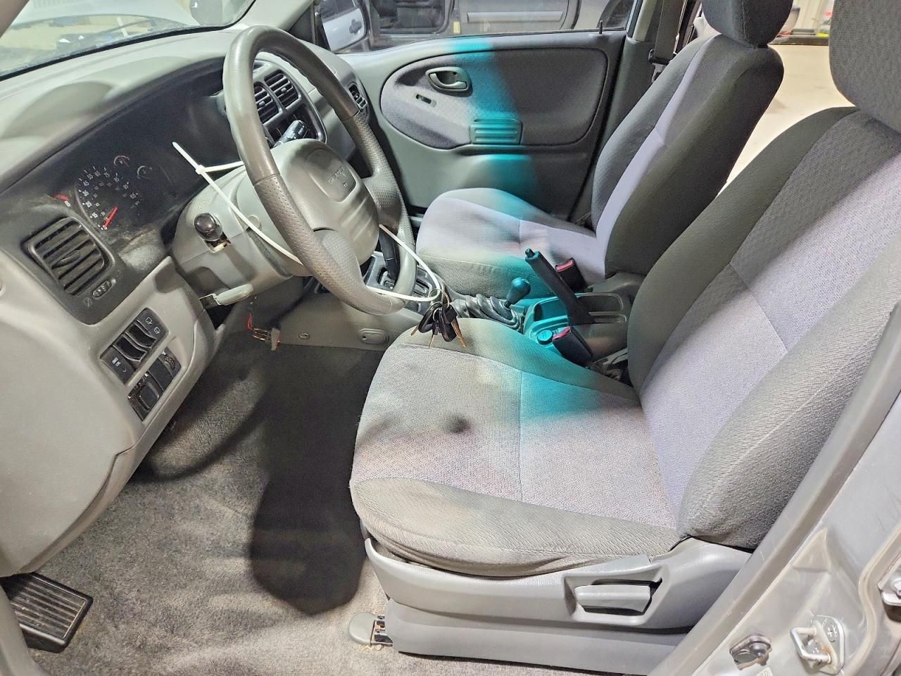 2001 Chevrolet Tracker ZR2