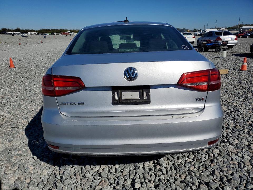 2015 Volkswagen Jetta se