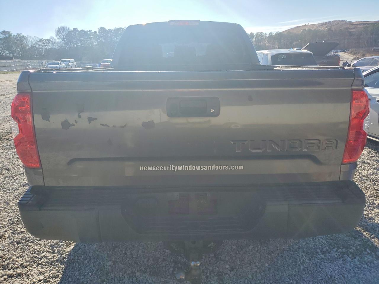 2015 Toyota Tundra Double Cab SR