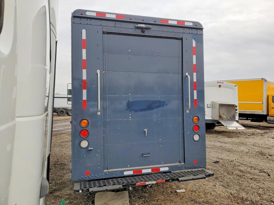 2021 Freightliner Chassis M Line WALK-IN Van