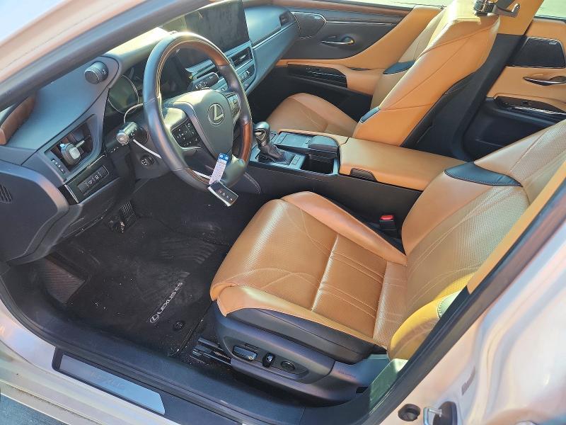 2022 Lexus Es 300h Ultra Luxury