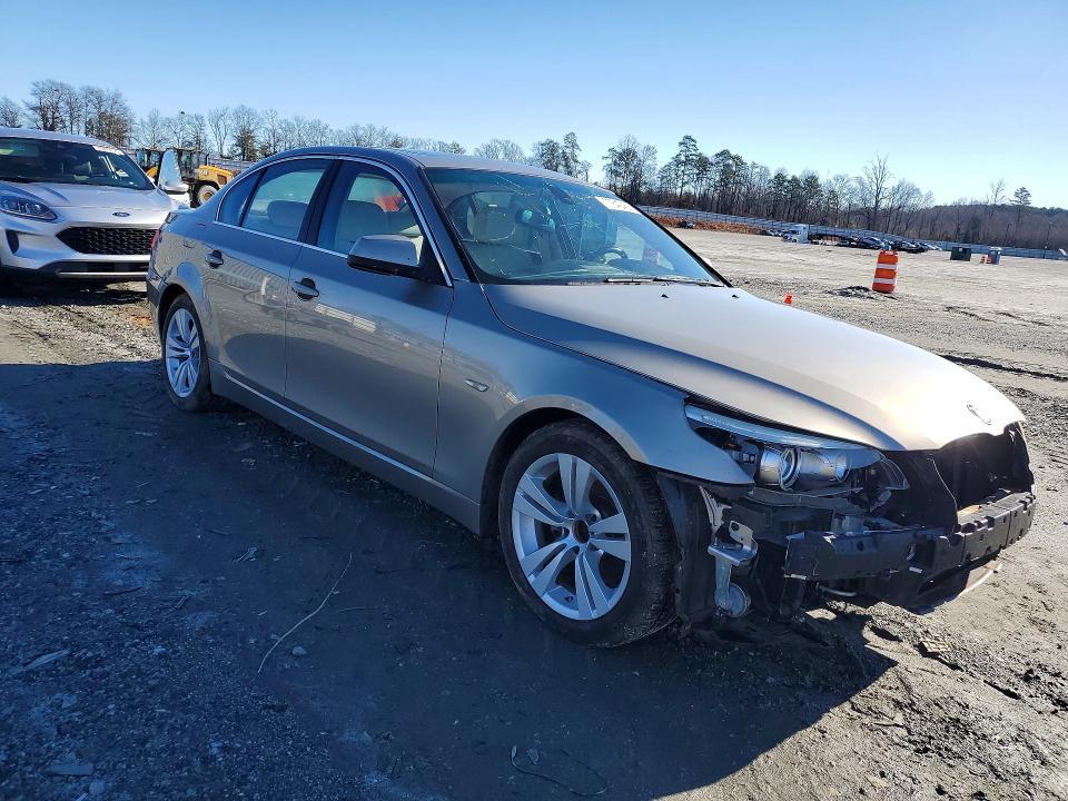 2010 BMW 528 i