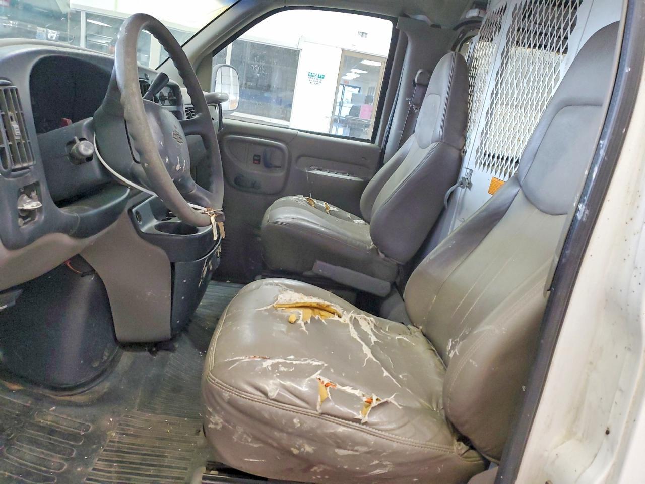 2000 Chev Rolet Express 1500 Utility / Service Van