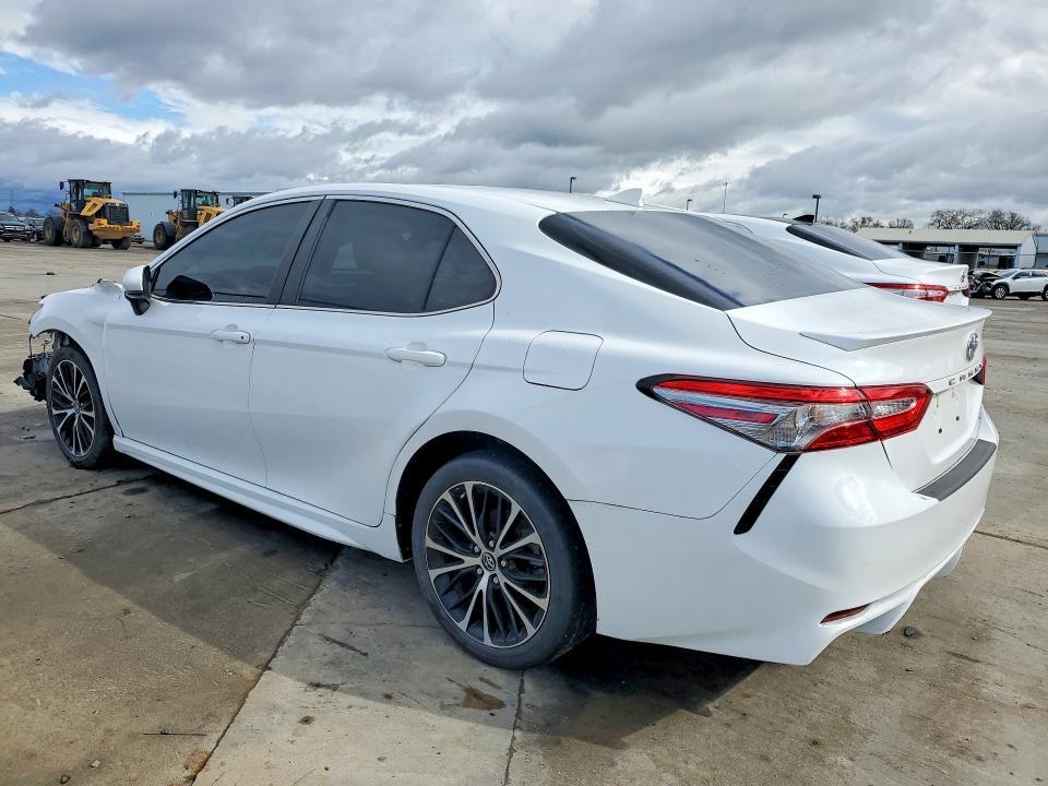 2019 Toyota Camry se