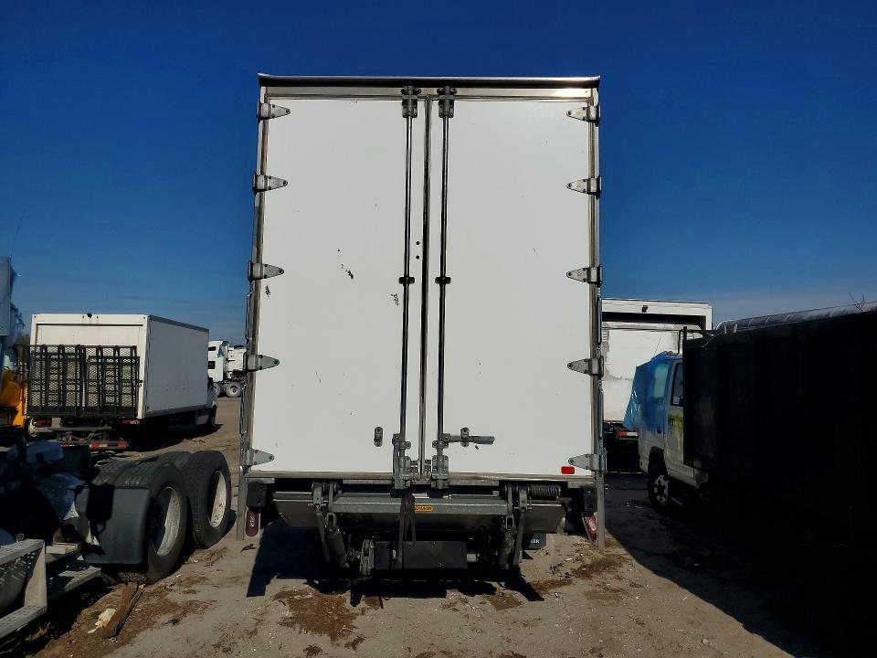 2022 International MV607 BOX Truck