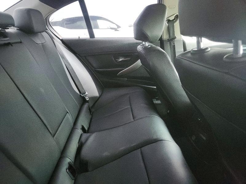 2013 BMW 328 i