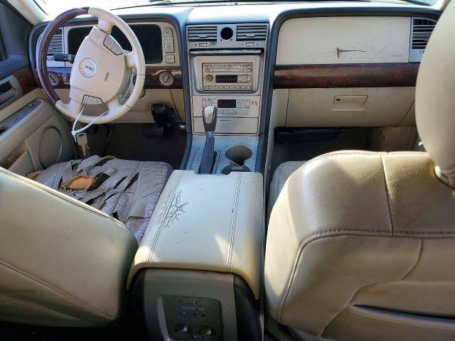 2003 Lincoln Navigator