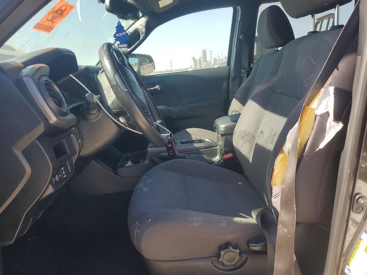 2016 Toyota Tacoma TRD Sport