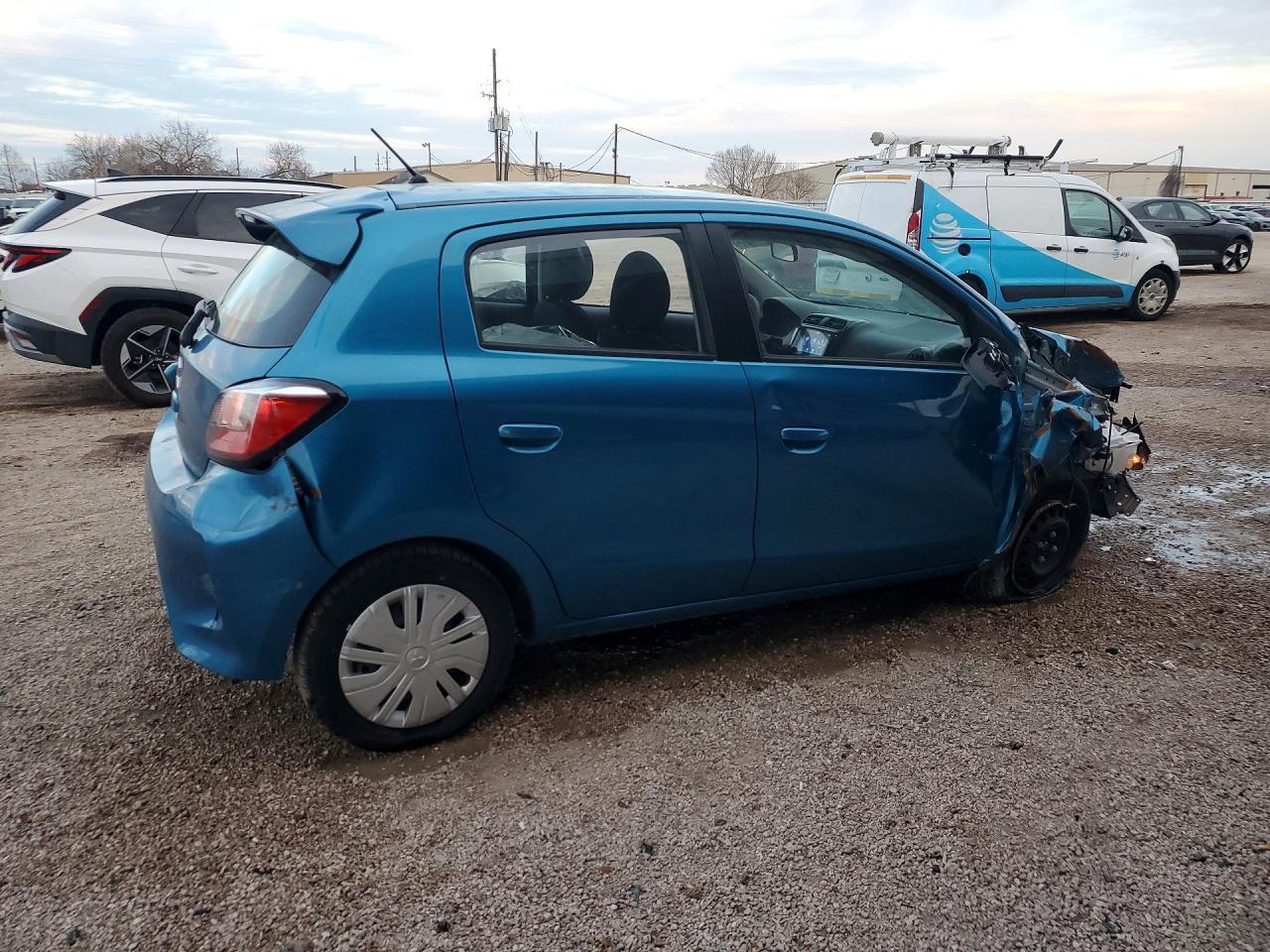 2024 Mitsubishi Mirage es