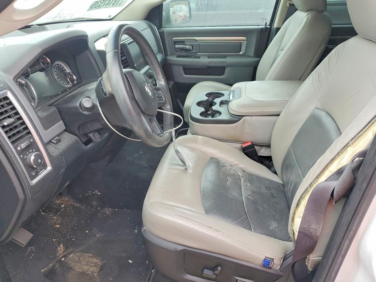 2016 Dodge Ram 1500 slt