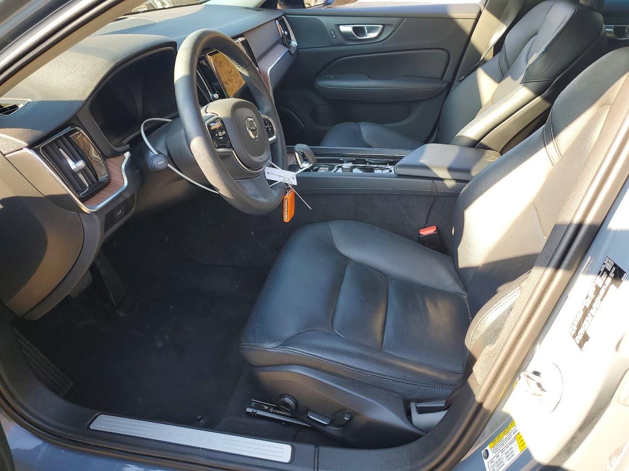 2024 Volvo S60 Plus