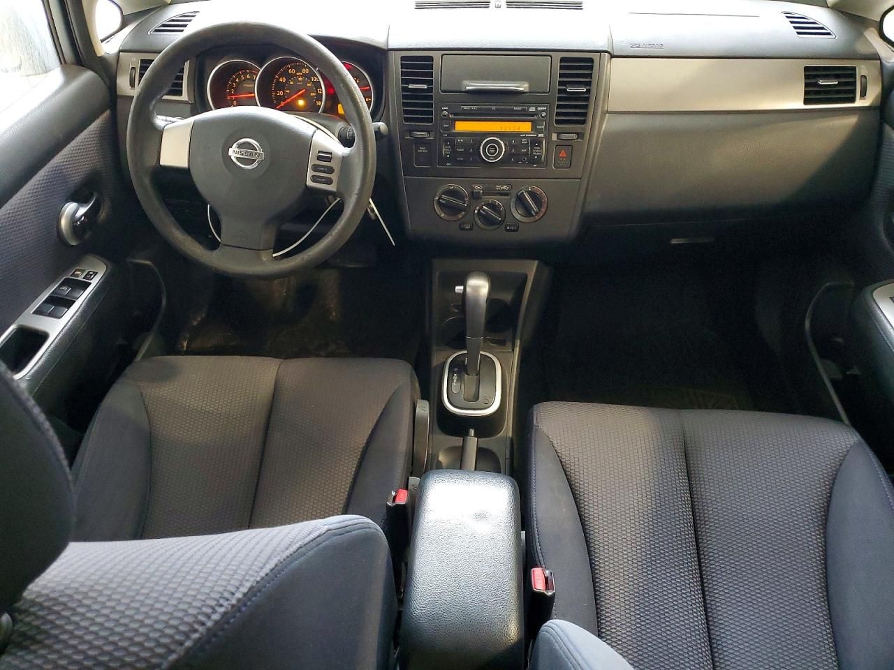 2009 Nissan Versa s