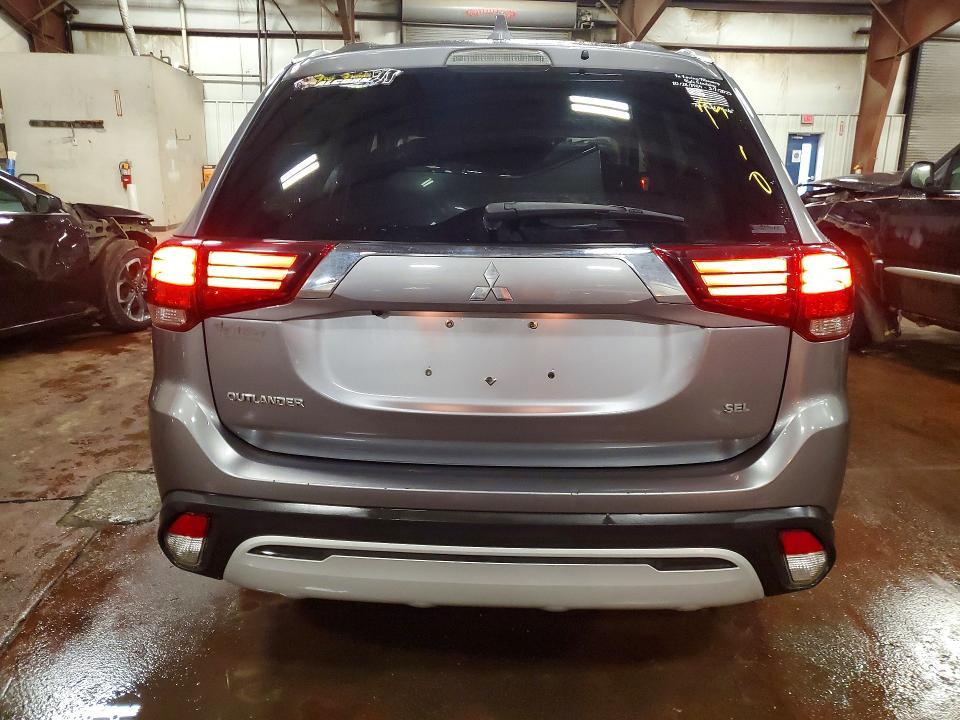 2020 Mitsubishi Outlander se