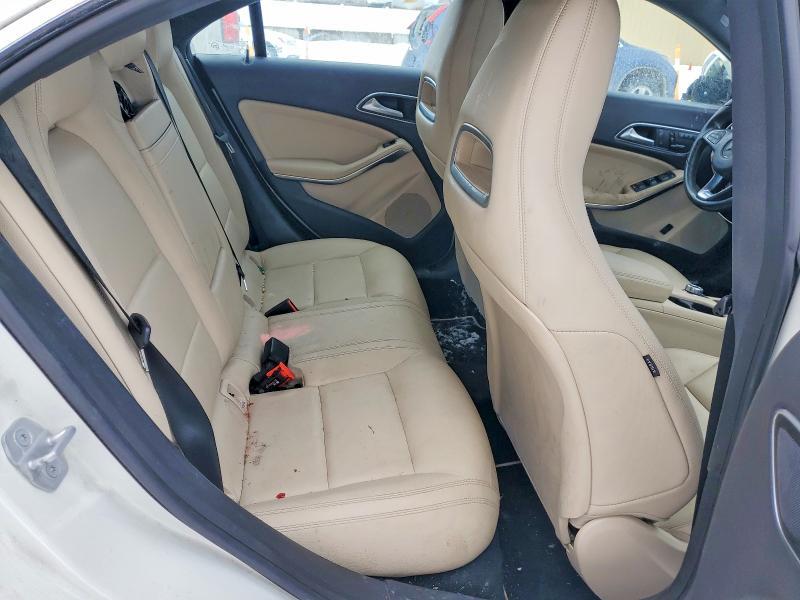 2015 Mercedes-Benz Cla 250