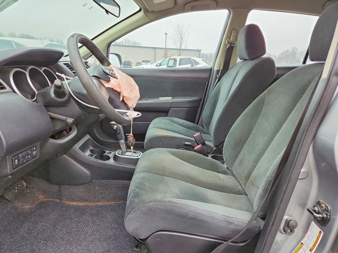 2012 Nissan Versa s