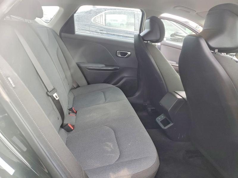 2025 KIA K4 lx