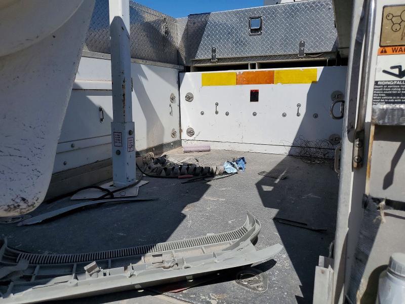 2015 Ford F450 Super Duty Bucket Truck