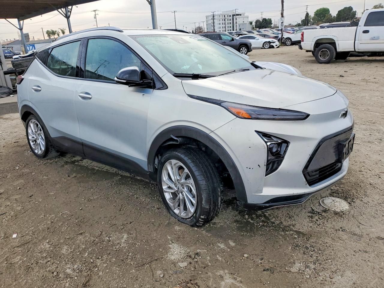 2023 Chevrolet Bolt euv lt