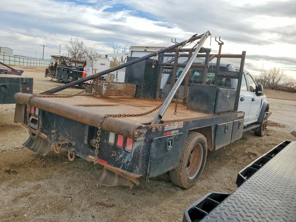 2019 Ford F550 Super Duty Flatbed Truck