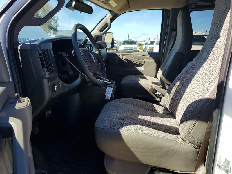 2025 GMC Savana G3500 LT
