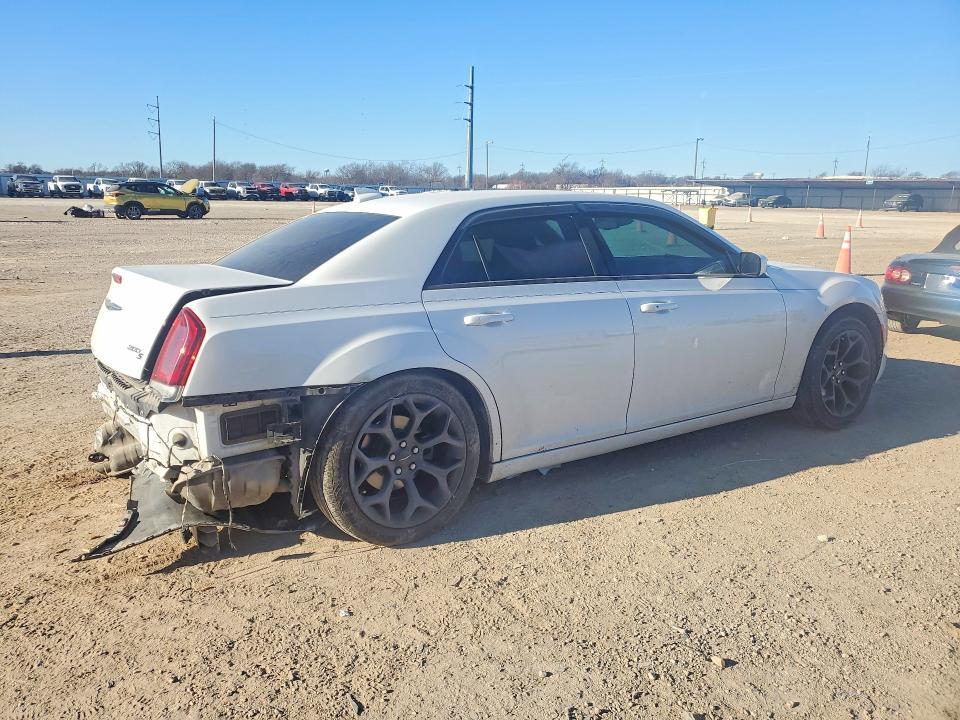 2020 Chrysler 300 s