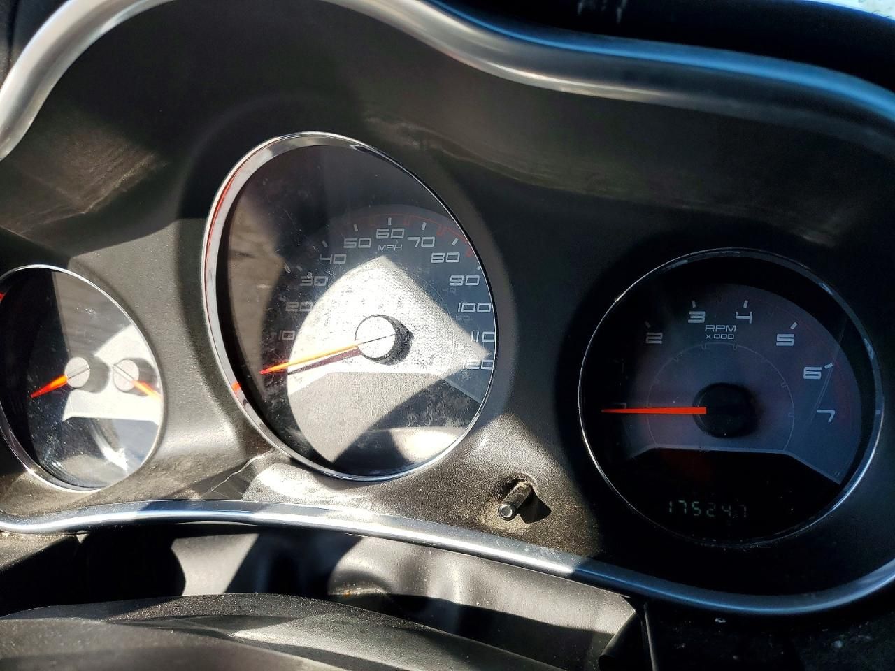 2013 Dodge Avenger se